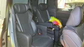 内装後方シート