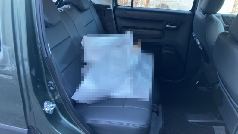 内装後方シート