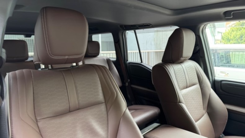 内装前方シート