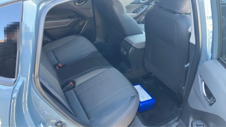 内装後方シート