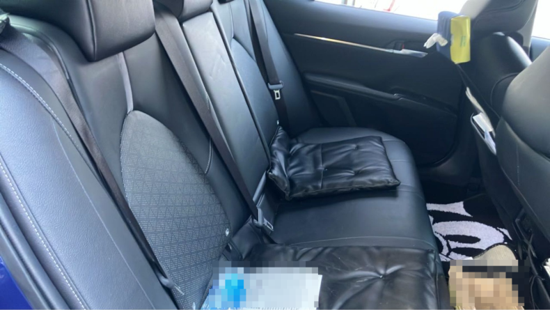 内装後方シート