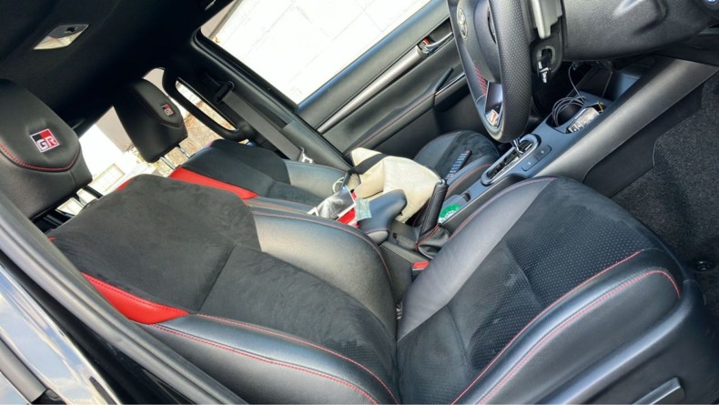 内装前方シート