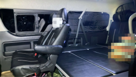 内装後方シート