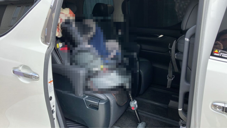 内装後方シート