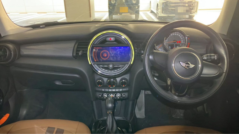 内装インパネ全体