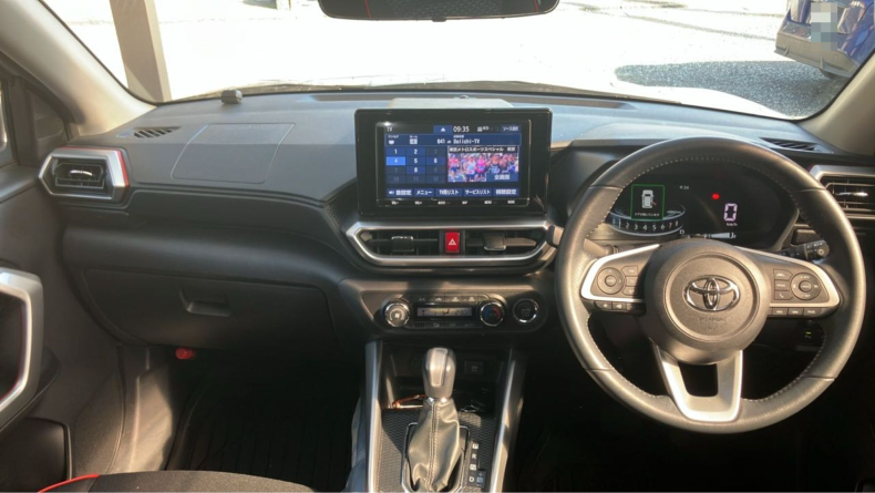 内装インパネ全体