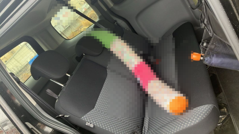 内装後方シート