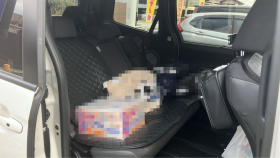 内装後方シート