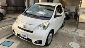 トヨタ/ｉＱ-325128