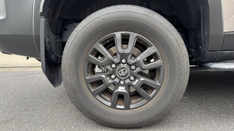 タイヤホイール後