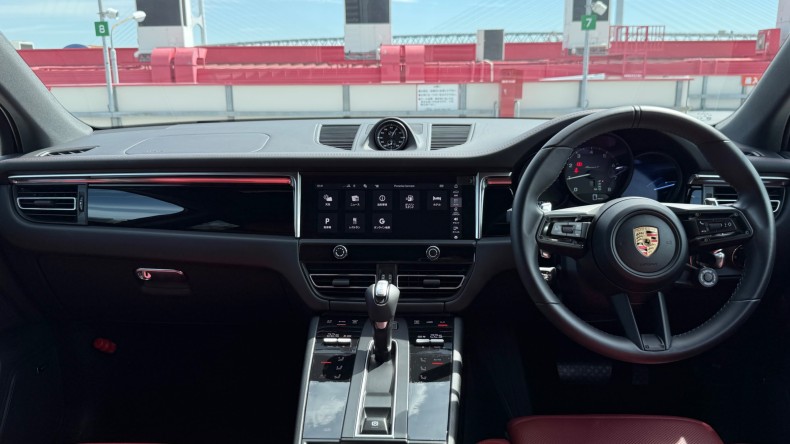 内装インパネ全体