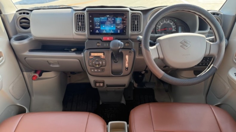 内装インパネ全体