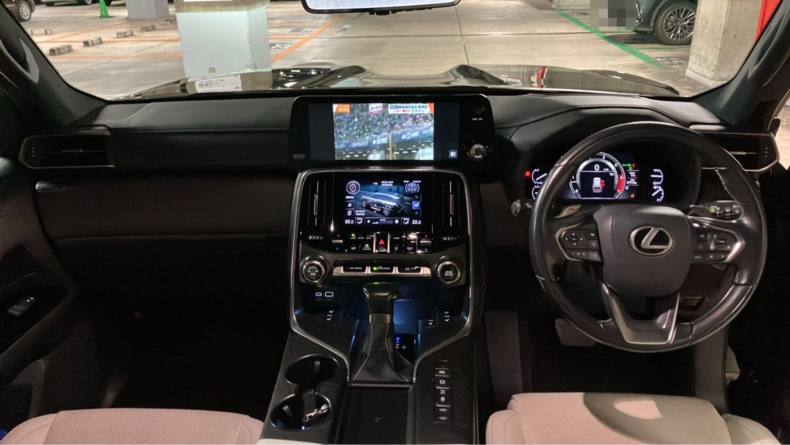 内装インパネ全体