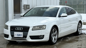 アウディ/Ａ５スポーツバック-327300