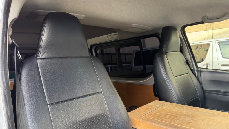 内装前方シート