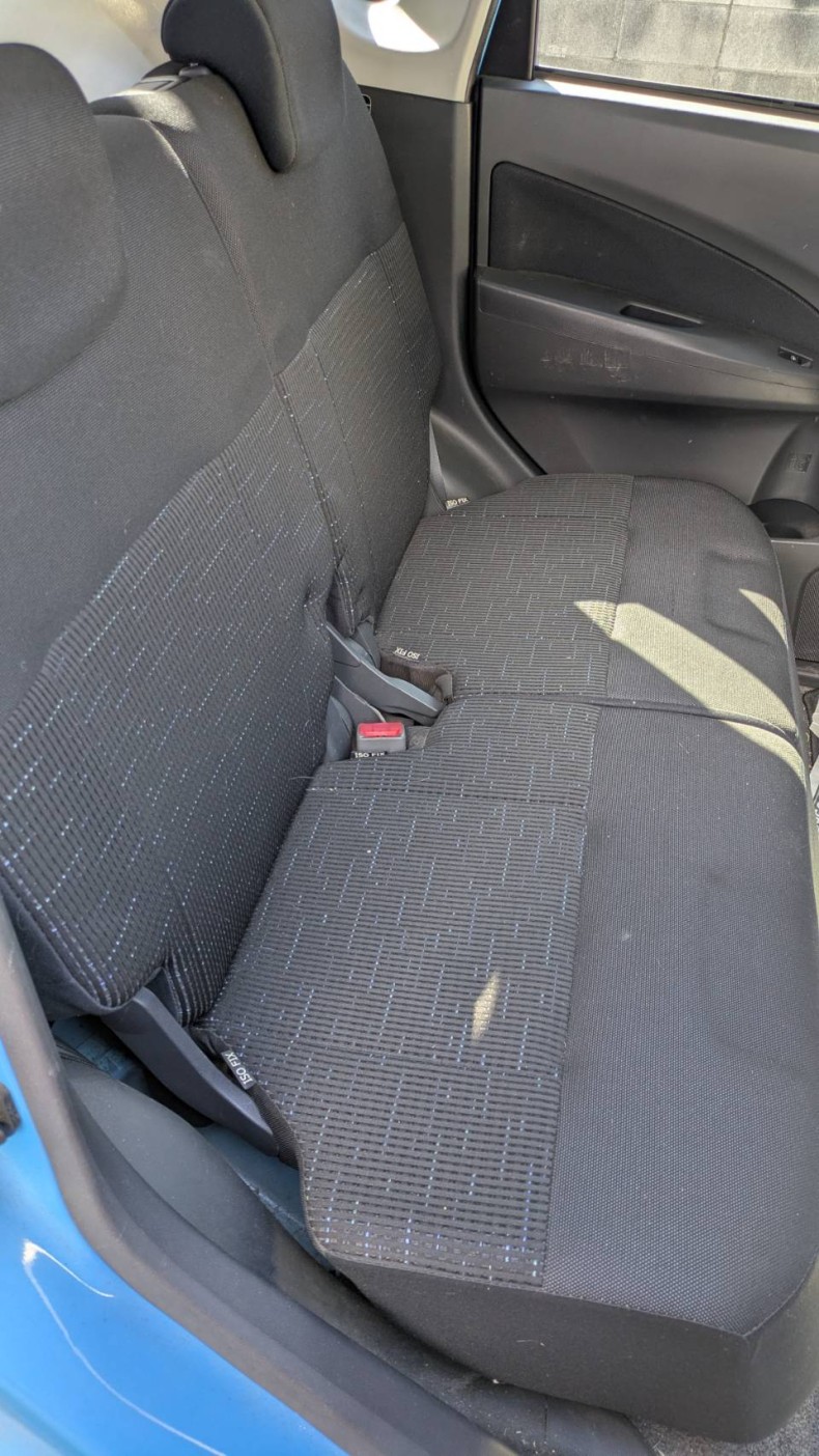 内装後方シート