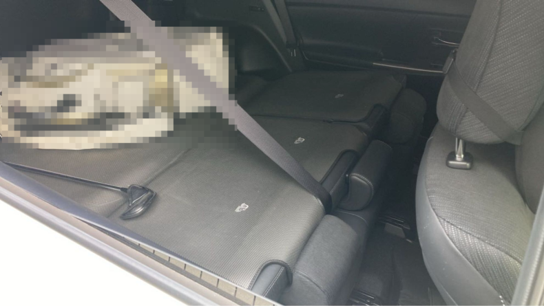 内装後方シート