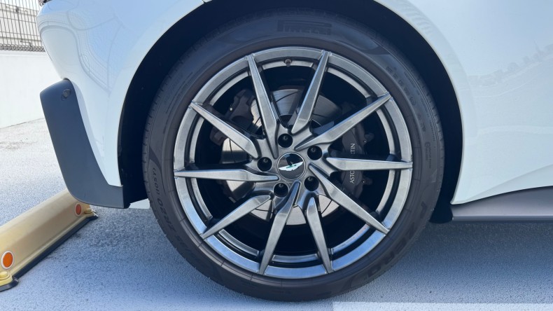 タイヤホイール後