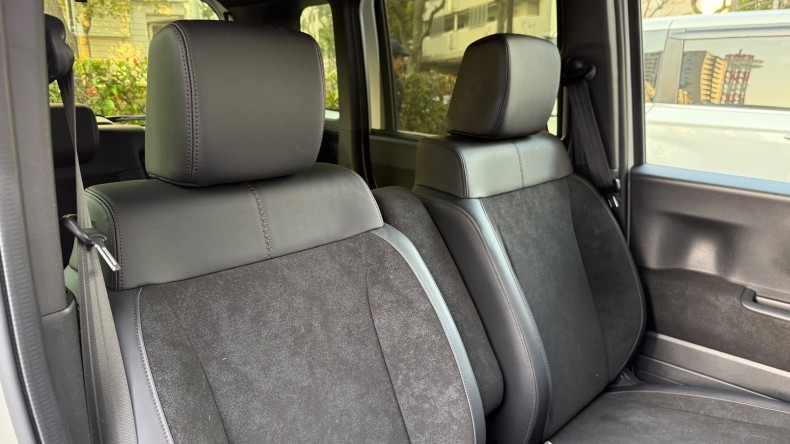 内装前方シート