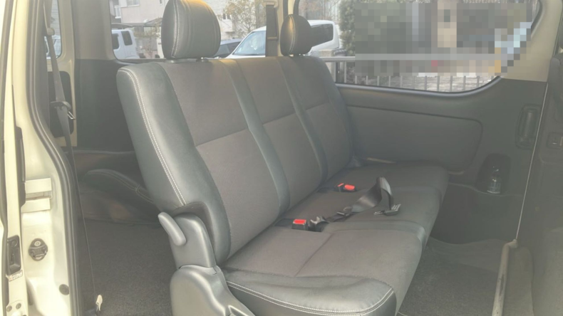 内装後方シート