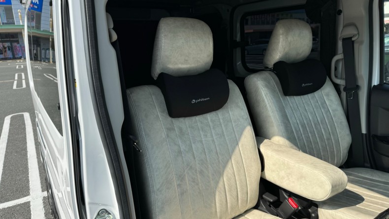 内装前方シート