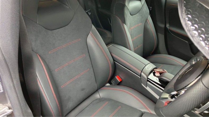 内装前方シート