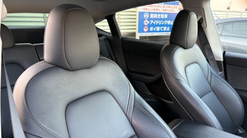 内装前方シート