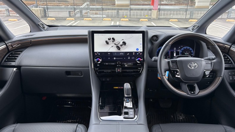 内装インパネ全体