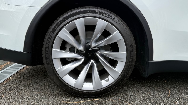 タイヤホイール後