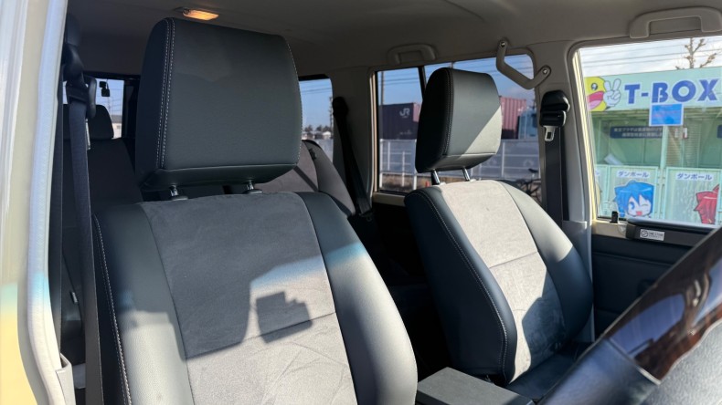 内装前方シート