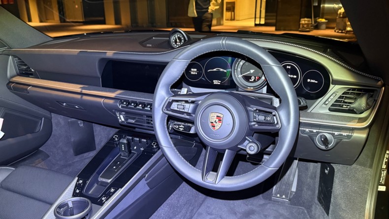 内装インパネ全体