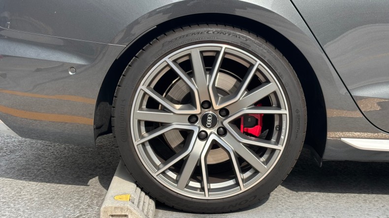 タイヤホイール後