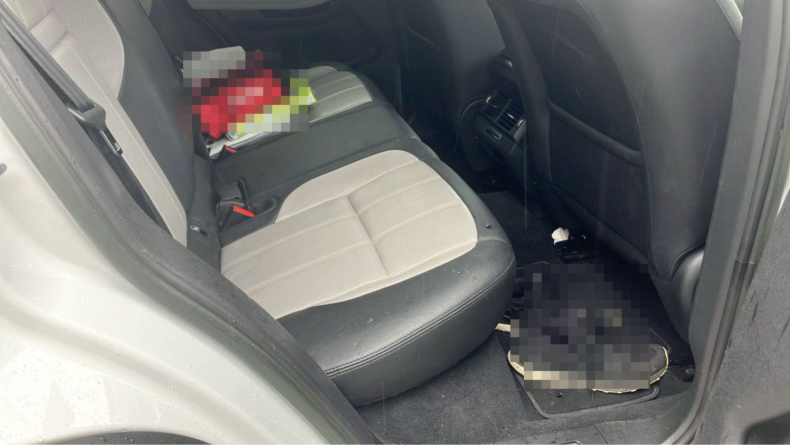 内装後方シート