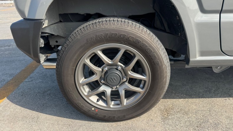 タイヤホイール後