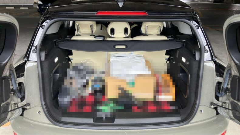 内装トランク