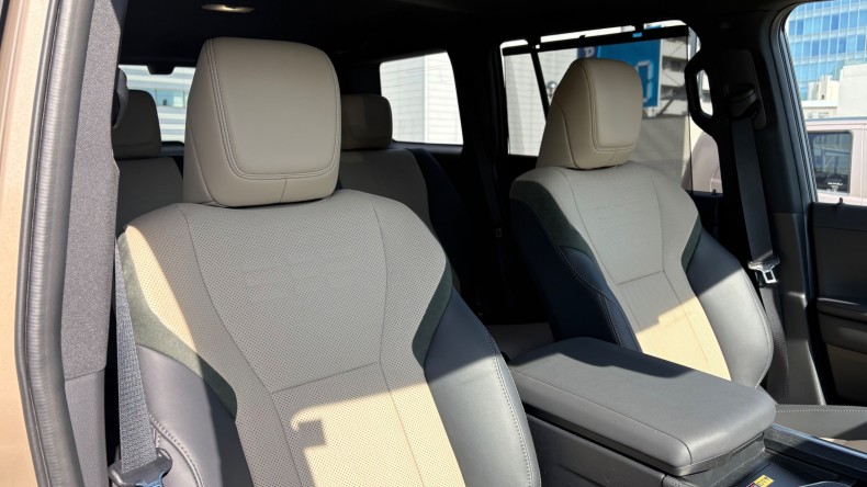 内装前方シート