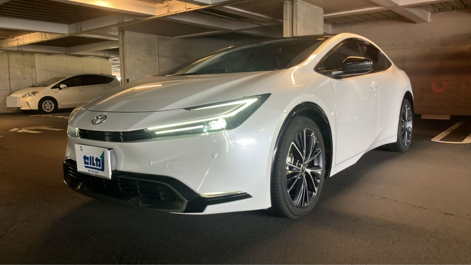 2026年4月成約のプリウス Ｚのメイン画像