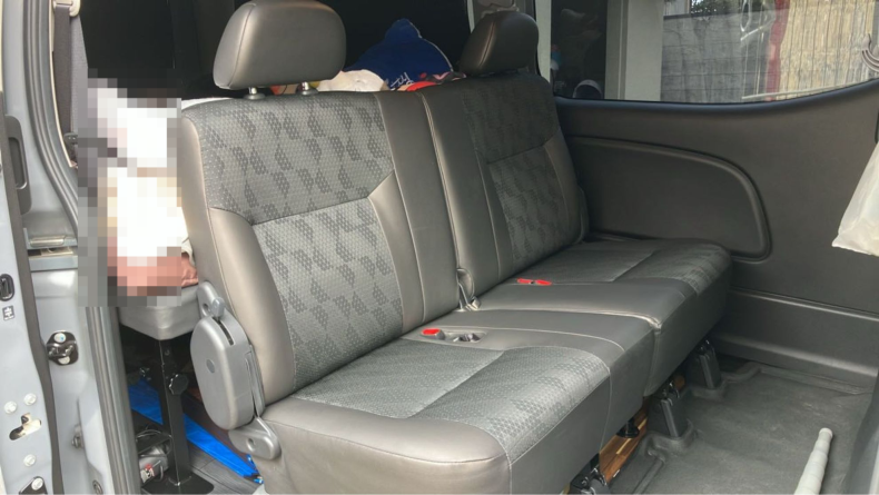 内装後方シート