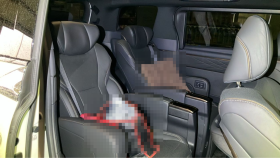 内装後方シート