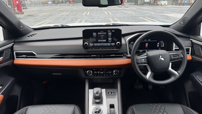 内装インパネ全体