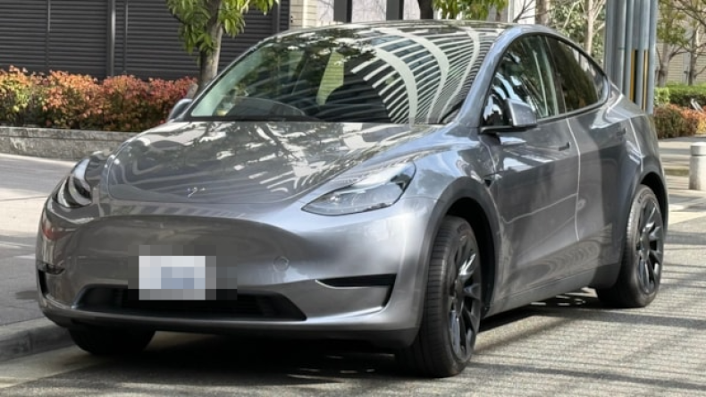 テスラ モデルＹの売買実績画像