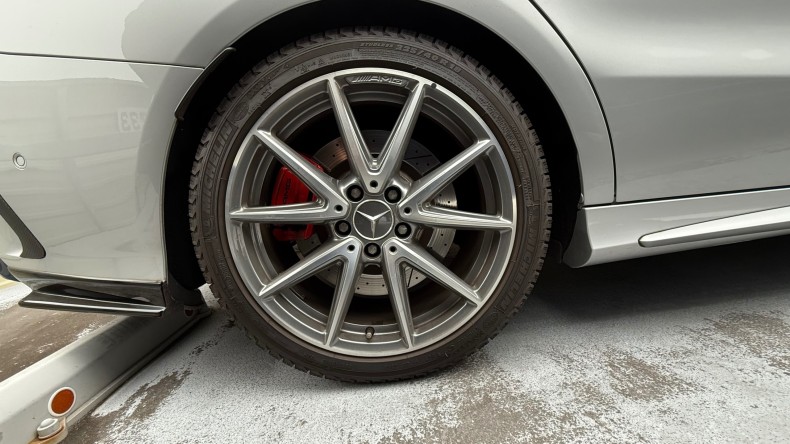 タイヤホイール後