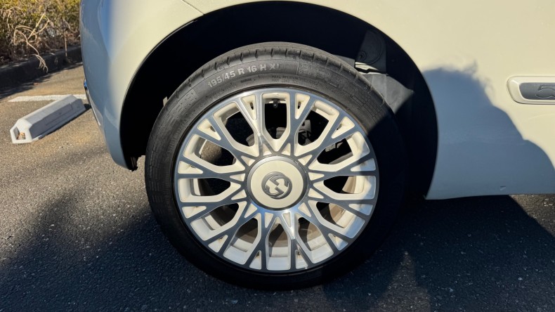 タイヤホイール後