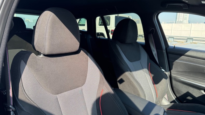 内装前方シート