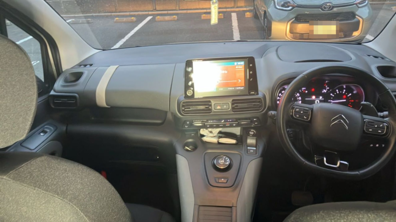 内装インパネ全体