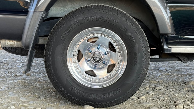 タイヤホイール後