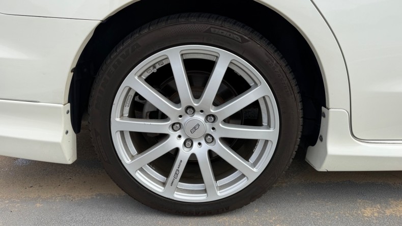 タイヤホイール後