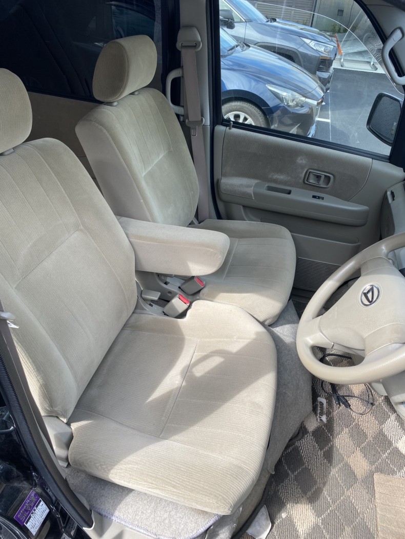 内装前方シート