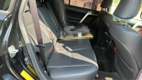 内装後方シート