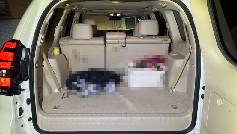 内装トランク